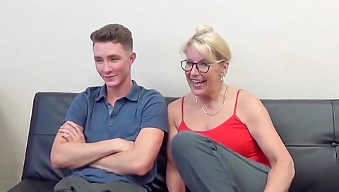 Babysitter XXX Videos (486)