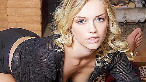 Doing Your Cock To Stay Warm With Alex Grey