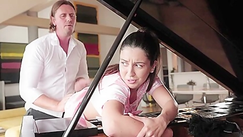 Katty West - Katty West The Maid Gets Stuck
