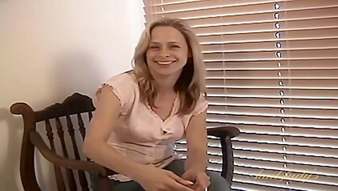 Is One Attractive Milf - Payton Leigh